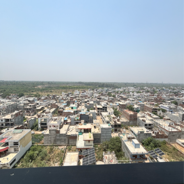 Plot Area in 3 BHK Apartment at Rishita Manhattan, Gomti Nagar – for Rent