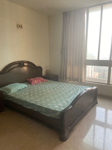 2 BHK Apartment For Rent in Rustomjee Urbania, Majiwada