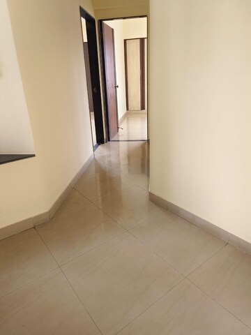 Room in 2 BHK Apartment at Rustomjee Urbania, Majiwada – for Rent