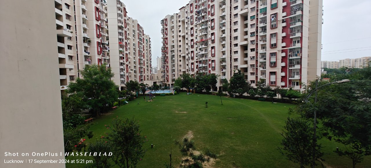 3 BHK + Pooja Room 1600 Sq.Ft. Apartment in UPAVP Bhagirathi Enclave