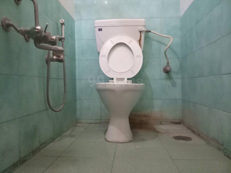 Bathroom, rt nagar 2 Bedroom 920 Sq.Ft. Independent House In Rt Nagar Bangalore 8675475