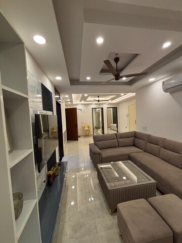 Kitchen in 3 BHK Builder Floor at Ansal Sushant Lok I, Sector 43 – for Rent