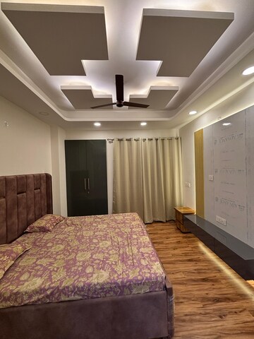 Bedroom in 3 BHK Builder Floor at Ansal Sushant Lok I, Sector 43 – for Rent