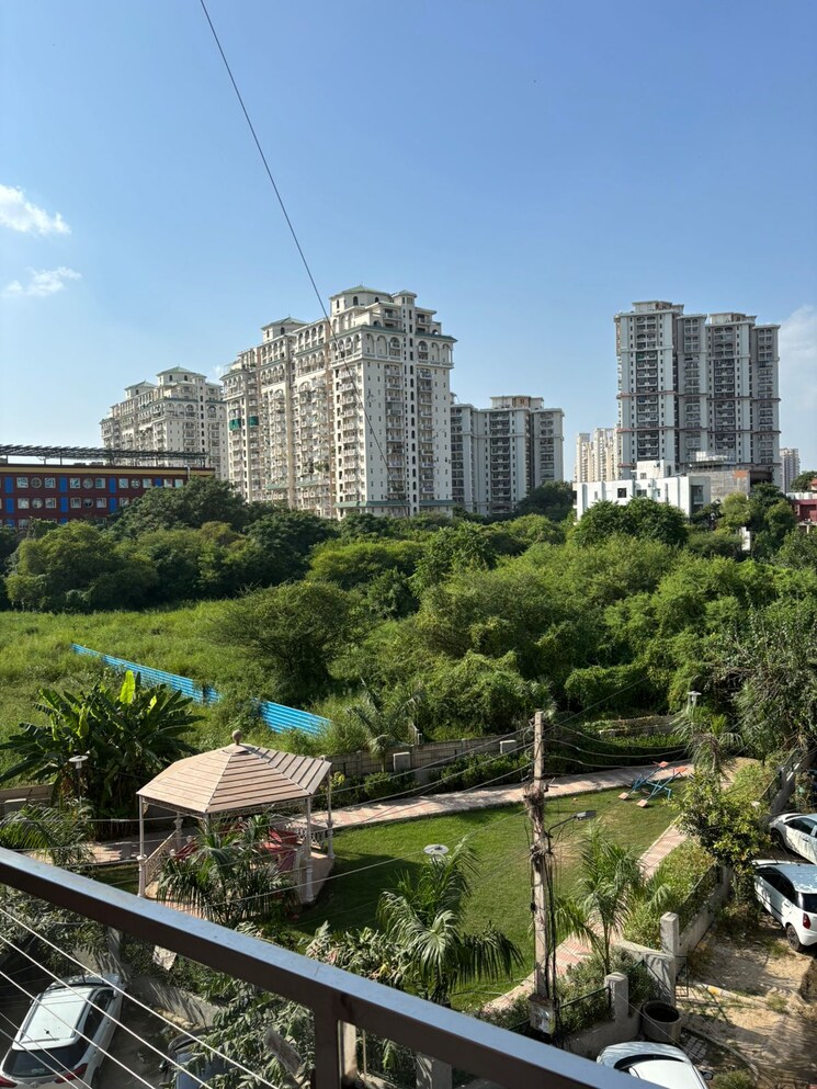 Exterior View, ansal-sushant-lok-i 3 Bedroom 270 Sq.Yd. Builder Floor In Sector 43 Gurgaon 8675529