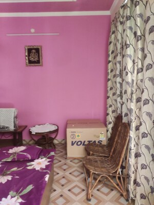 Room in 2 BHK Independent House at Jankipuram – for Sale