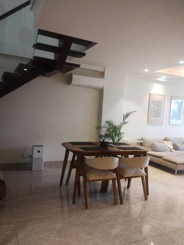 Master Bedroom in 3 BHK Builder Floor at Ansal Sushant Lok I, Sector 43 – for Rent