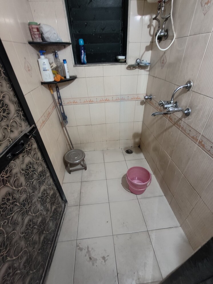 Bathroom, flower-valley-complex 1 Bedroom 600 Sq.Ft. Apartment In Khopat Thane 8675559