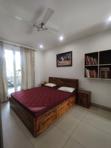 Staircase in 3 BHK Builder Floor at Ansal Sushant Lok I, Sector 43 – for Rent