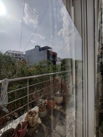 Balcony in 3 BHK Builder Floor at Ansal Sushant Lok I, Sector 43 – for Rent