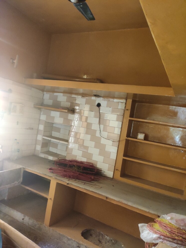 Floor Plan, madiyanva Commercial Warehouse 2500 Sq.Ft. In Madiyanva Lucknow 8675581