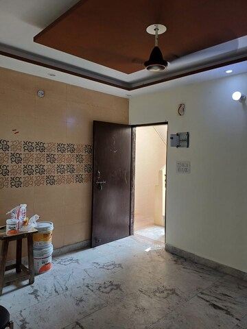 Bedroom in 1.5 BHK Apartment at Paschim Vihar – for Rent