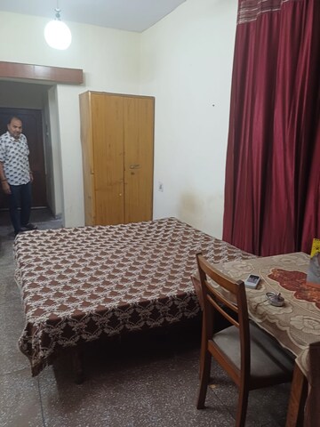 Bedroom in 1 BHK Apartment at Paschim Vihar – for Rent