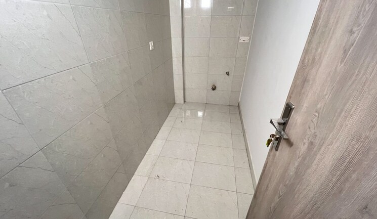 Bathroom, runwal-nirvana 2 Bedroom 758 Sq.Ft. Apartment In Parel Mumbai 8675597
