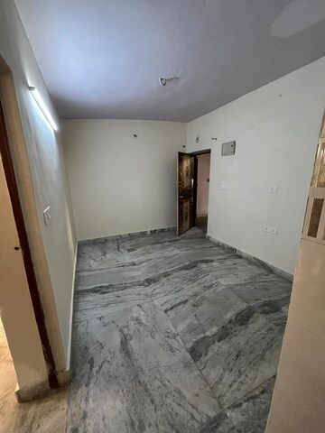 1.5 BHK Apartment For Rent in Paschim Vihar