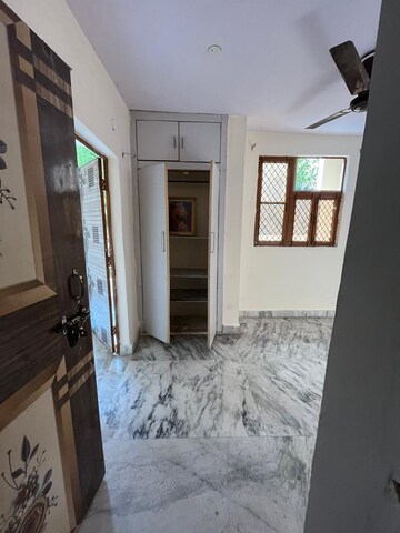 Bedroom in 1.5 BHK Apartment at Paschim Vihar – for Rent