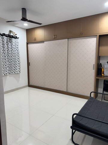 Room in 2 BHK Apartment at EIPL Apila, Gandipet – for Rent