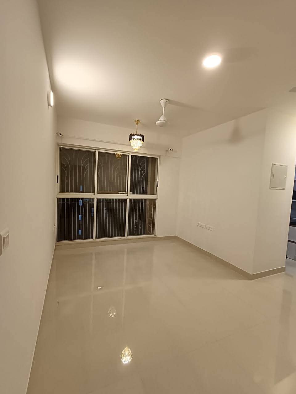 1 BHK + Pooja Room Apartment For Rent in Ashar Axis