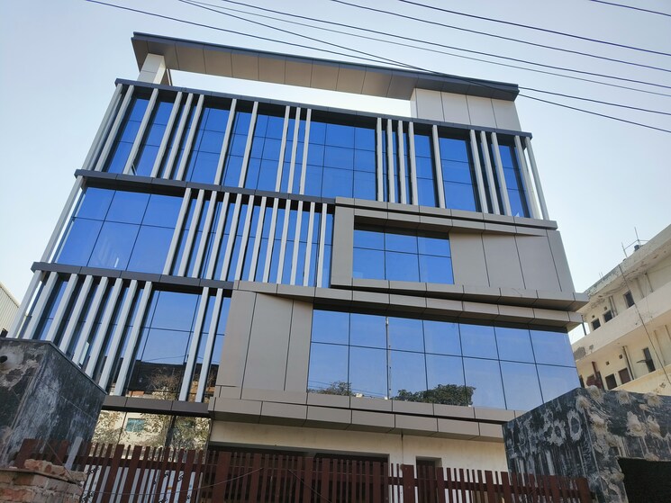 Exterior View, sector 63 Commercial Office Space 50000 Sq.Ft. In Sector 63 Noida 8675617