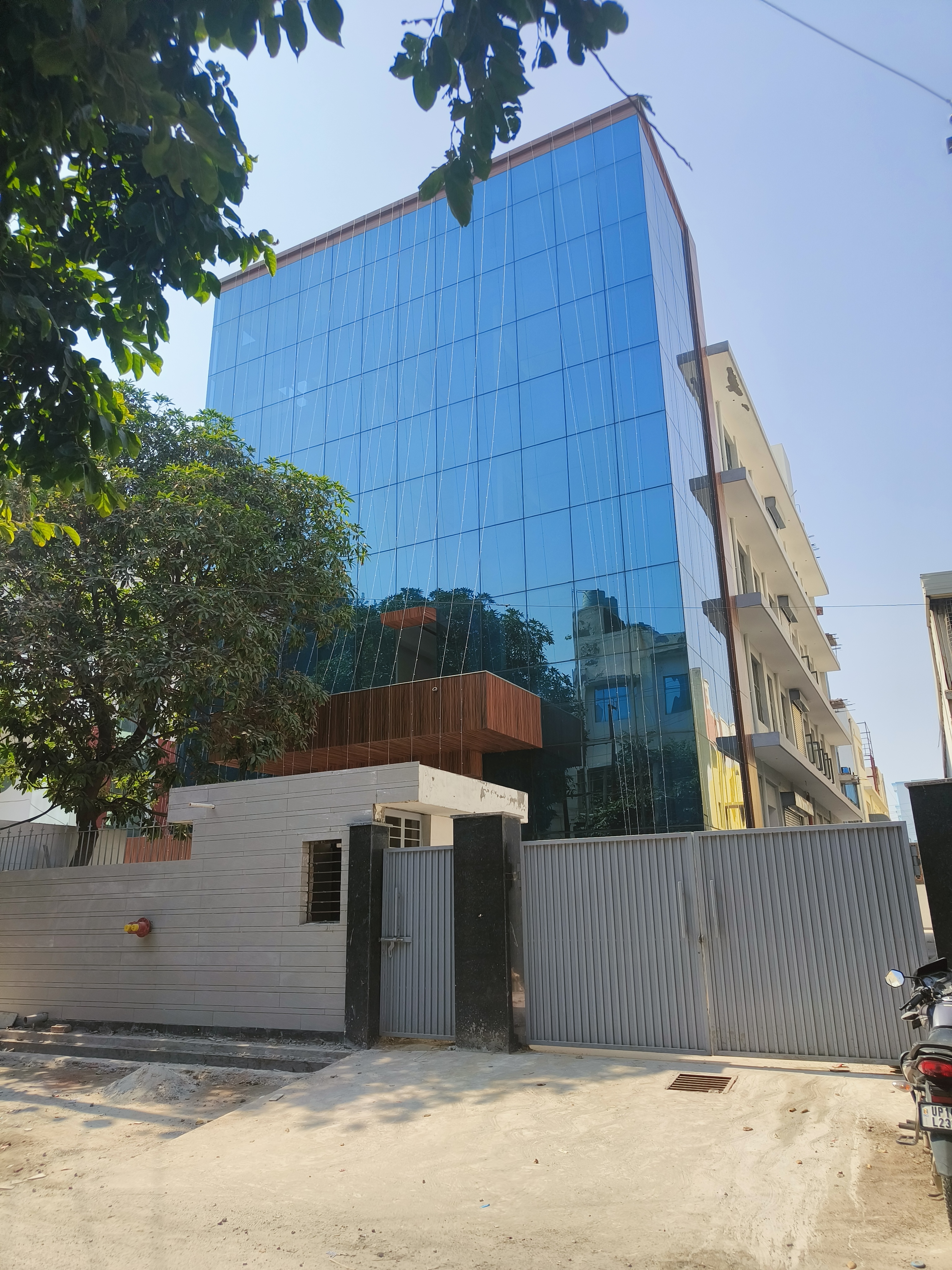 Office Space For Rent in Sector 64