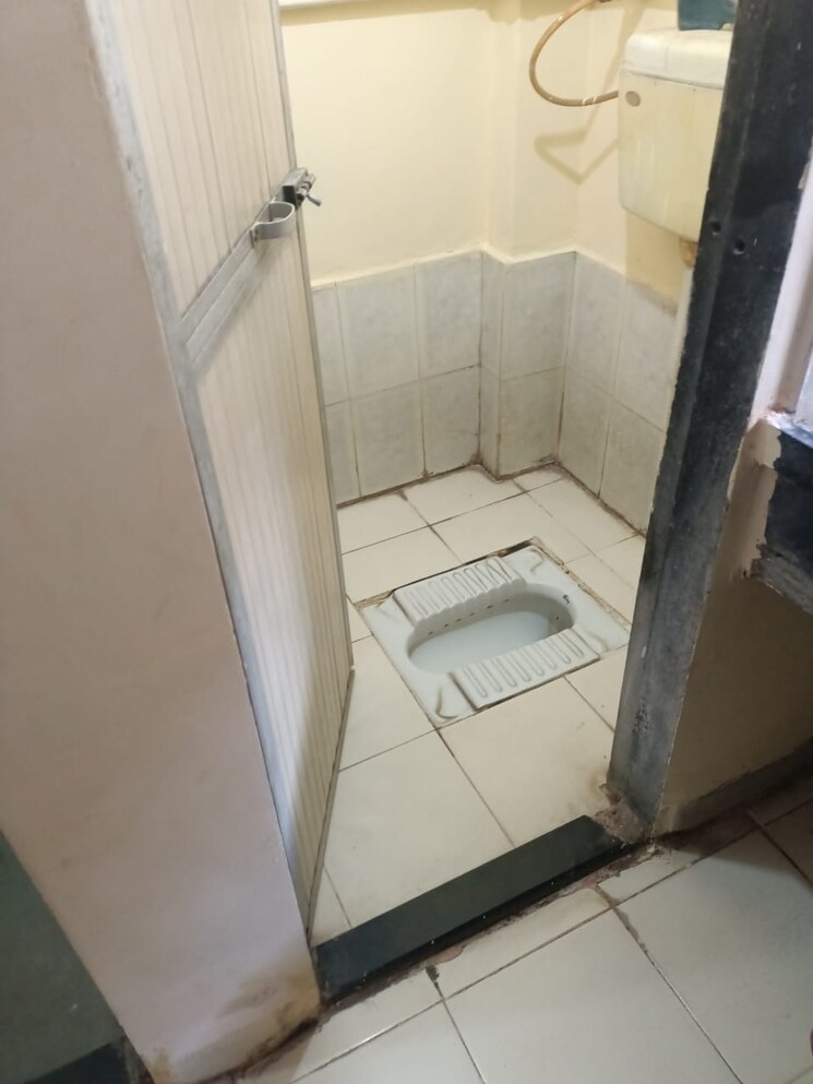 Bathroom, pushkaraj-sadan 1 RK 225 Sq.Ft. Apartment In Wadala West Mumbai 8675629
