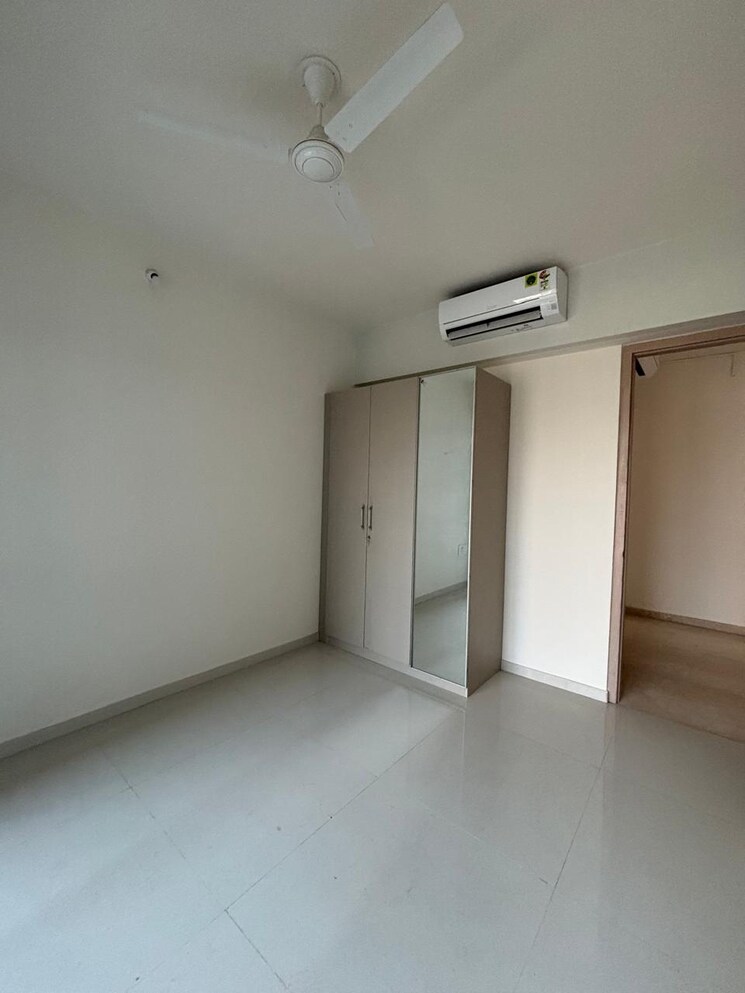 Room, rajesh-raj-infinia 4 Bedroom 1563 Sq.Ft. Apartment In Malad West Mumbai 8675637