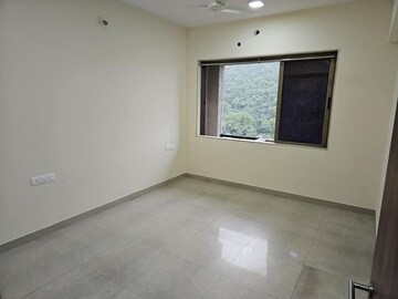 Room in 3 BHK Apartment at Bhimjyani Verraton, Manpada – for Rent