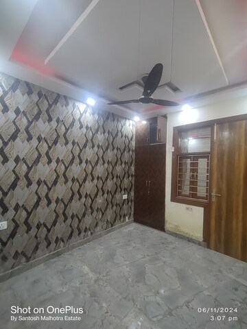 Bedroom in 2 BHK Builder Floor at Nawada – for Rent