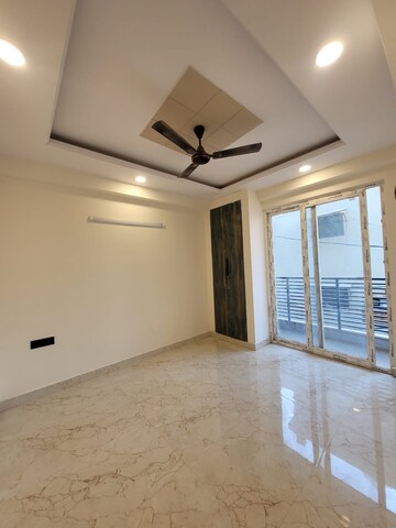 Room in 3 BHK Builder Floor at Chattarpur – for Sale