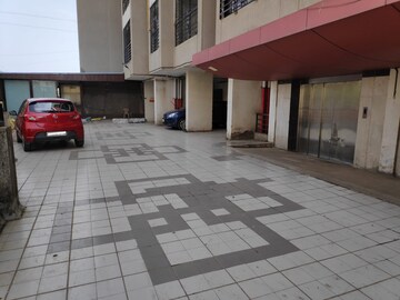 Parking in 2 BHK Apartment at Santacruz East – for Rent
