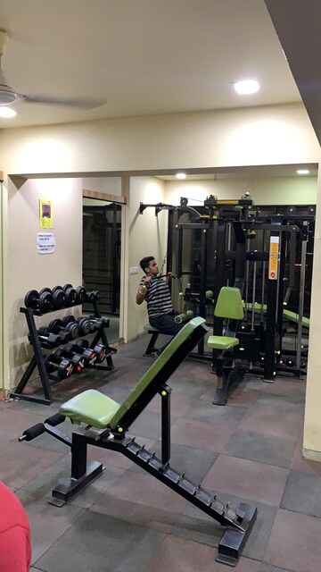 Gym in 2 BHK Apartment at Santacruz East – for Rent