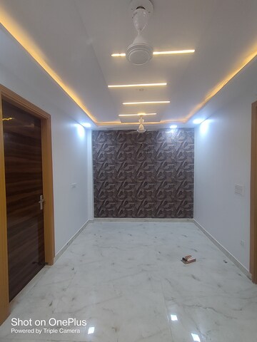 Bedroom in 3 BHK Builder Floor at Nawada – for Rent