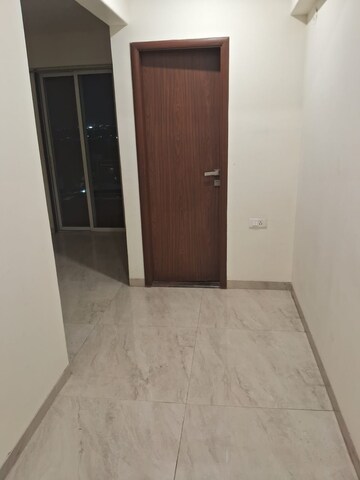 Room in 2 BHK Apartment at Santacruz East – for Rent