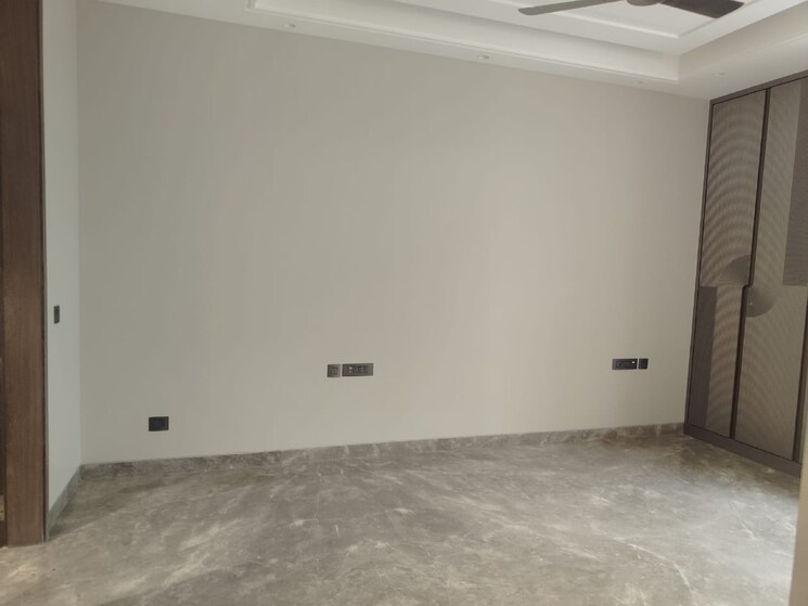 Room, boutique-residential-apartments-a-7-1 4 Bedroom 400 Sq.Yd. Builder Floor In Vasant Vihar Delhi 8675762