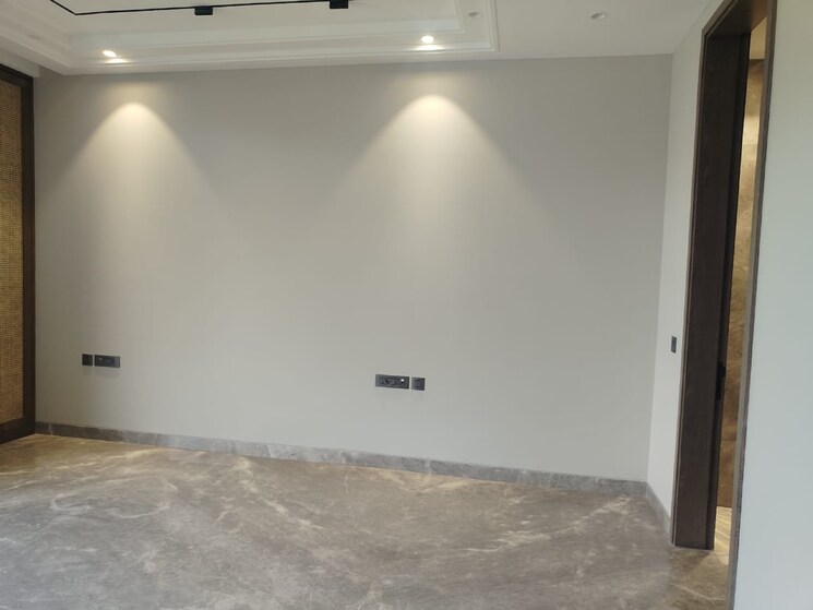 Room, boutique-residential-apartments-a-7-1 4 Bedroom 400 Sq.Yd. Builder Floor In Vasant Vihar Delhi 8675762