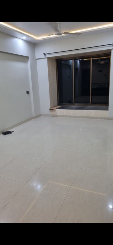 Room in 2 BHK Apartment at Santacruz East – for Rent