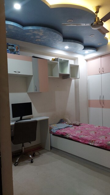 Master Bedroom in 3 BHK Apartment at Supertech Ecovillage I, Sector 1 Greater Noida – for Rent