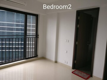 Room in 3 BHK Apartment at Santacruz East – for Rent