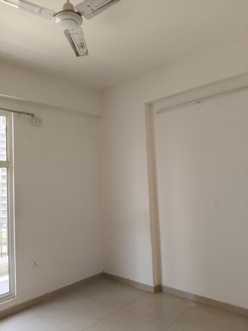 Room in 2 BHK Apartment at ROF Aalayas, Sector 102 – for Rent