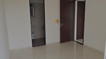 Room in 3 BHK Apartment at Yashwin Orrizonte, Kharadi – for Sale