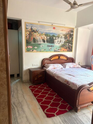 Bedroom in 3 BHK Apartment at Santacruz East – for Rent