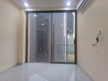 Building Lobby in 2 BHK Apartment at RNA Continental, Chembur – for Rent