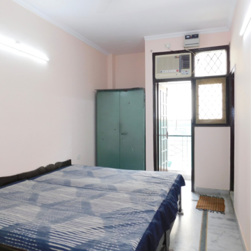 Room in 2 BHK Builder Floor at Malviya Nagar – for Rent