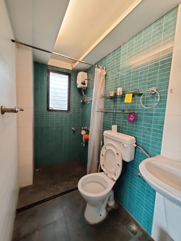 Attached Bathroom, manish-sea-croft 2 Bedroom 780 Sq.Ft. Apartment In Bandra West Mumbai 8675863