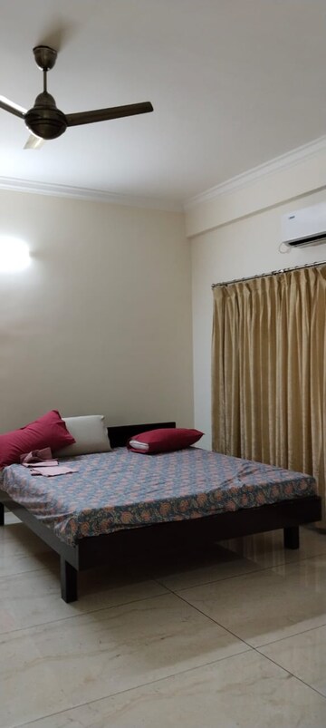 Bedroom in 2 BHK Builder Floor at Hsr Layout – for Rent