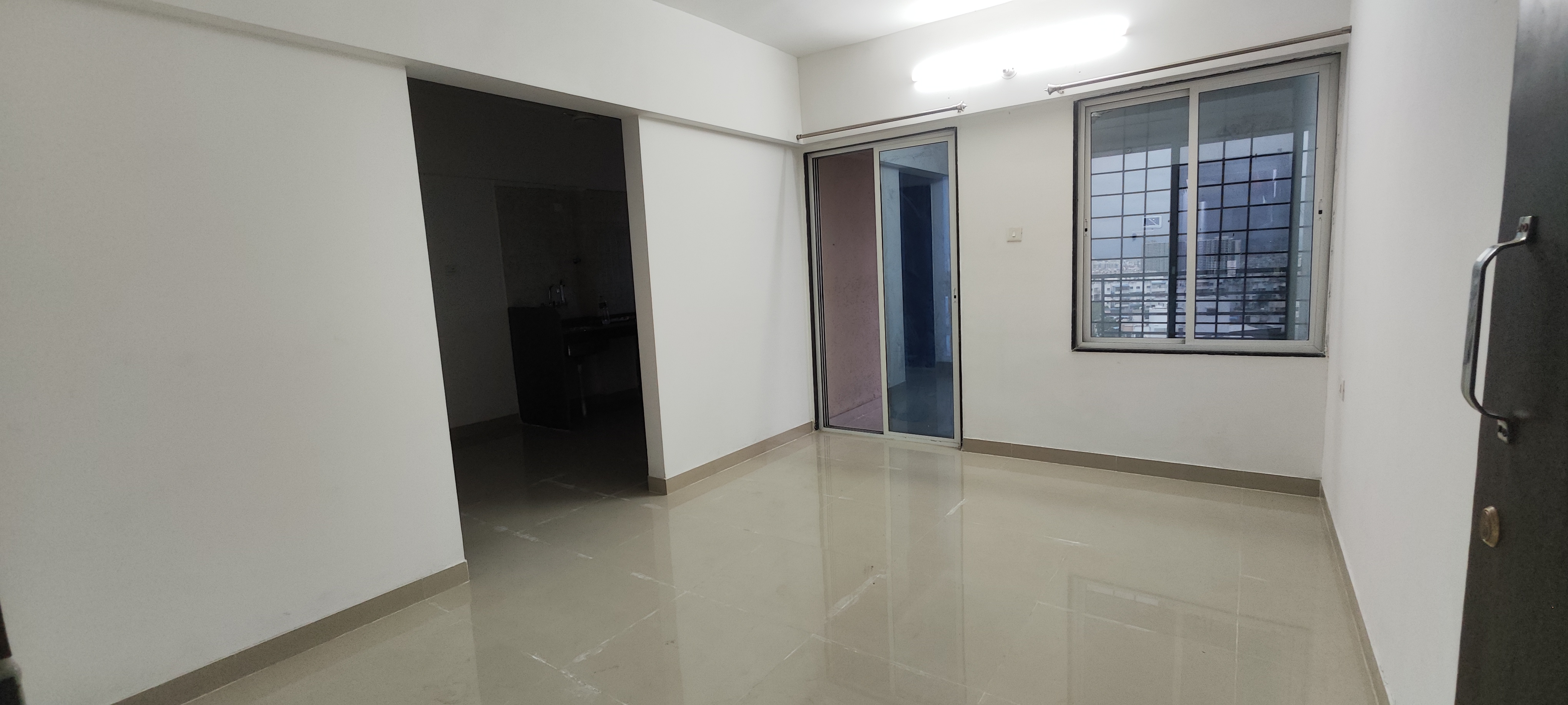 2 BHK Apartment For Rent in Venkateshwara Pearl Wing A