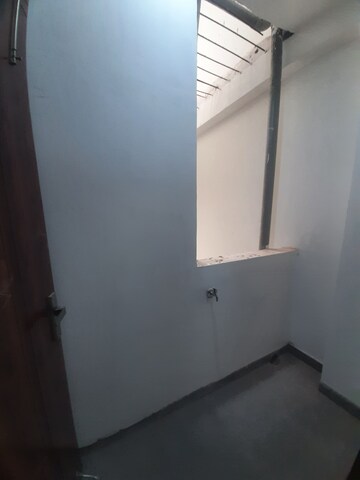 Furnished Amenities in 1 BHK Builder Floor at Chattarpur – for Rent