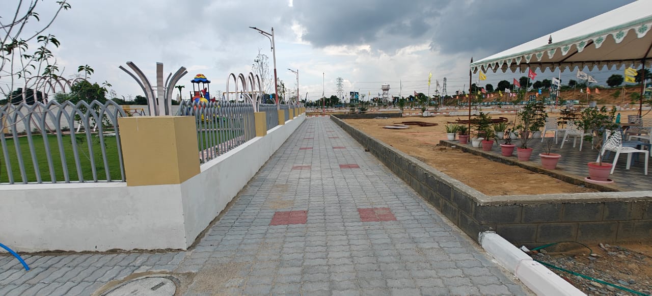 Plot For Sale in Ganesham Aangan