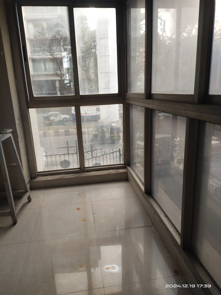 Balcony, renaisance-towers 3 Bedroom 2100 Sq.Ft. Apartment In Andheri West Mumbai 8675921