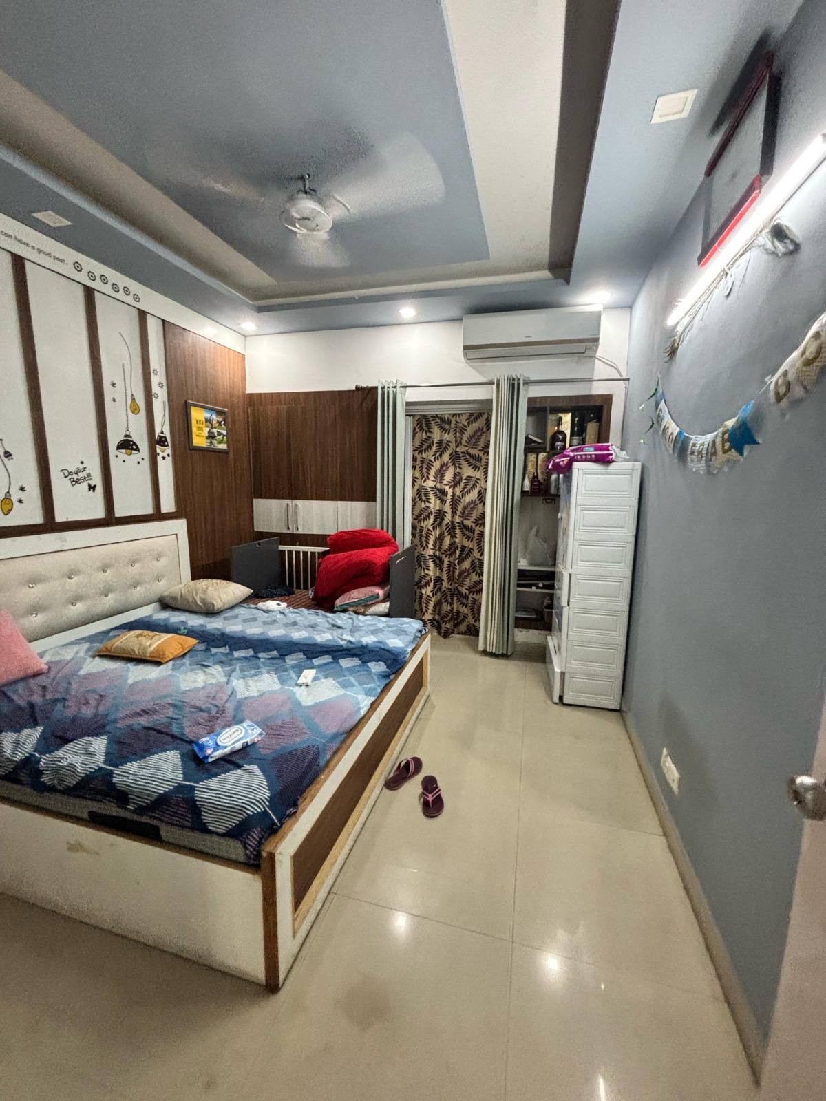 3 BHK + Servant Room Apartment For Rent in ATS Triumph
