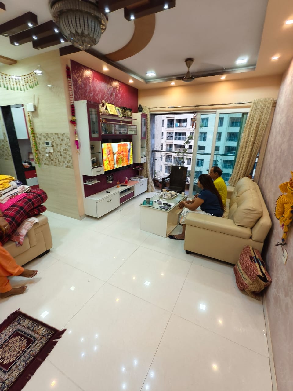 2 BHK Apartment For Rent in Rustomjee Urbania